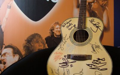 Rock Radio’s Bailey Acoustic – Signed by the stars!