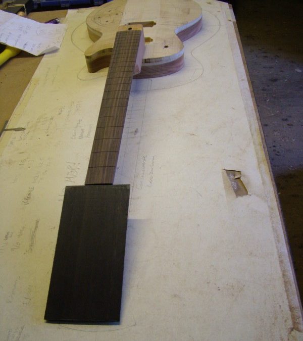 Custom Build – Set neck, Single cut, Flamed Cap- P4