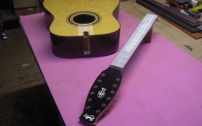 Jon Gibbons 12 string Acoustic – Gluing the neck on