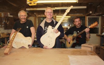 Build your own custom guitar- day 7