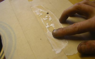 Jon Gibbons Acoustic 12-string – Gluing the bridge